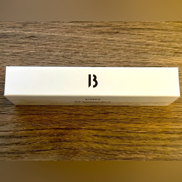 BYREDO REASONABLE DOUBT LIQUID LIPSTICK VINYL (NEW IN SEALED BOX, NEVER USED) - Picture 3 of 6